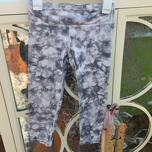 Capri Athleta leggings
